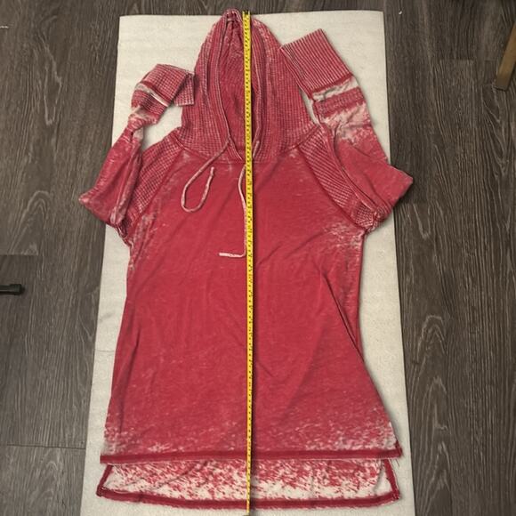 Others Follow Red Burnout Waffle Knit High Low Long Sleeve Hoodie Size M  Skater - Picture 10 of 13